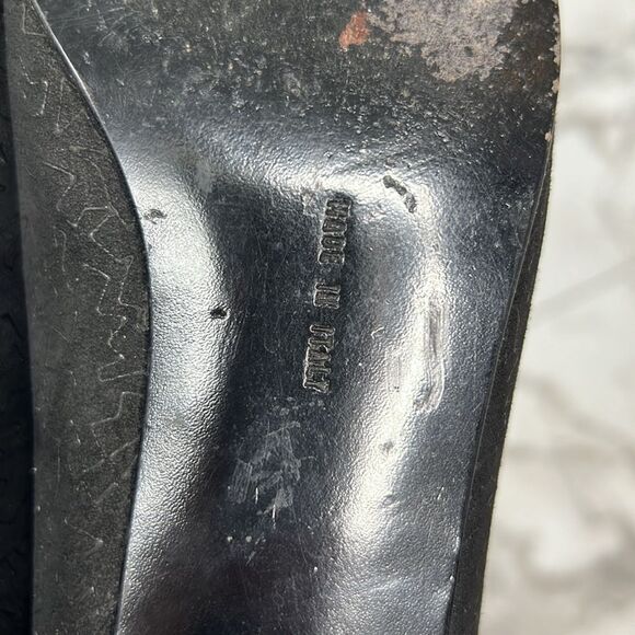 Vintage Salvatore Ferragamo Black Suede Block Heels with Squiggly Design Size 10 - Picture 10 of 11